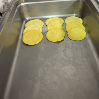 Rodeway Inn - Awful egg product that one must warm in microwave on a styrofoam plate - Hotels Near Me - Abbotsford, Wisconsin