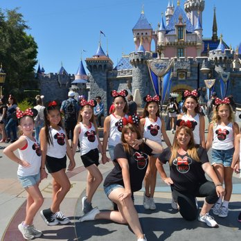 Fabulous Feet Dance Studio - Dance Studios Near Me - Brentwood, California