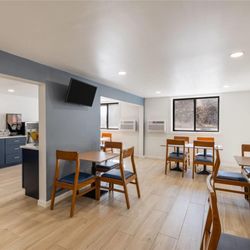 Super 8 by Wyndham Mankato - Property amenity