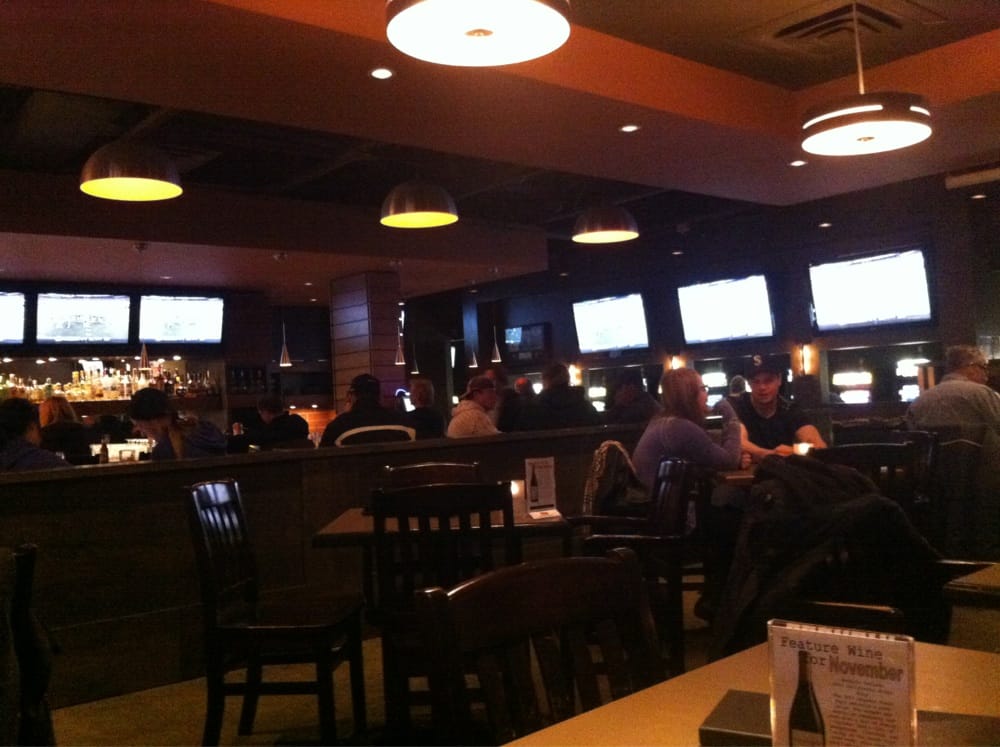 AUSTIN’S BAR & GRILL Updated September 2024 14 Photos & 31 Reviews