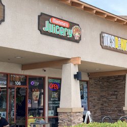 Mamma’s Juicery - Storefront