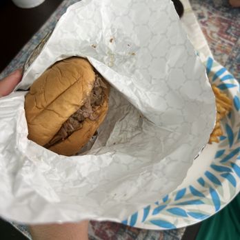 Big Nick’s BBQ - Brisket Sandwich w/1 side - Barbeque Near Me - Fort Myers, Florida Big Nick’s BBQ - Brisket Sandwich w/1 side - Barbeque Near Me - Fort Myers, Florida