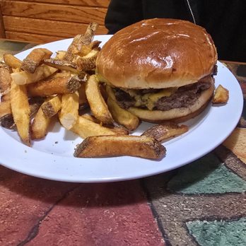Breakfast and Burgers - Cheeseburger Fries - Burgers Near Me - Saint Louis, Missouri Breakfast and Burgers - Cheeseburger Fries - Burgers Near Me - Saint Louis, Missouri
