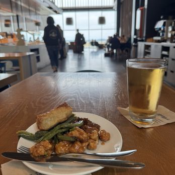 Alaska Lounge - North Satellite - Airport Lounges Near Me - Seattle, Washington Alaska Lounge - North Satellite - Airport Lounges Near Me - Seattle, Washington
