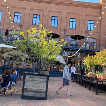 Old Town Pasadena - Landmarks & Historical Buildings Near Me - Pasadena, California