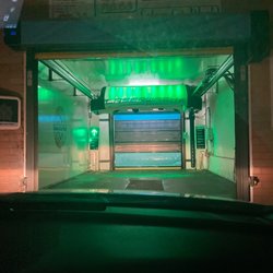 Salem Car Wash - Automatic wash station
