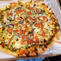 Pizza is tasty good, presto sauce, delicious and the crust is crunchy and medium thin just the way I want it  yummy yes!