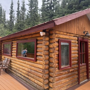 Denali Crow's Nest Log Cabins - The outside of the Dall suite, our first room. - Hotels Near Me - Preserve, Alaska