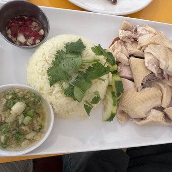 Yummy Cafe - Hainanese Chicken Rice - Chinese Near Me - Sacramento, California