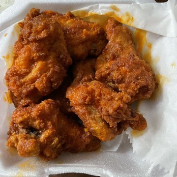 Lefty's Cheesesteak - Buffalo wings - Cheesesteaks Near Me - Romulus, Michigan