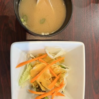 A-Ru Sushi - Miso soup and salad - Sushi Bars Near Me - Buellton, California A-Ru Sushi - Miso soup and salad - Sushi Bars Near Me - Buellton, California