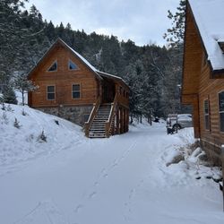 Mount Princeton Hot Springs Resort - Mount Princeton Hot Spring Resort Cabin.