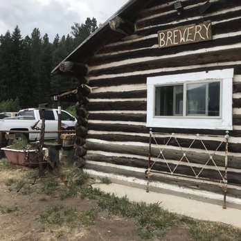 Comanche Creek Brewery - Breweries Near Me - Eagle Nest, New Mexico