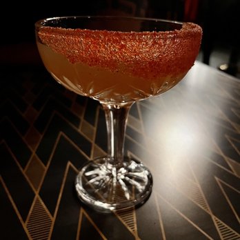 Blind Ox - Tapas/Small Plates Near Me - Honolulu, Hawaii