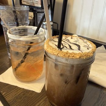Sandusky Bay Pancake House - Peaches & Cream Memosa & an iced S'mores coffee So damn good! - Breakfast & Brunch Near Me - Sandusky, Ohio Sandusky Bay Pancake House - Peaches & Cream Memosa & an iced S'mores coffee So damn good! - Breakfast & Brunch Near Me - Sandusky, Ohio