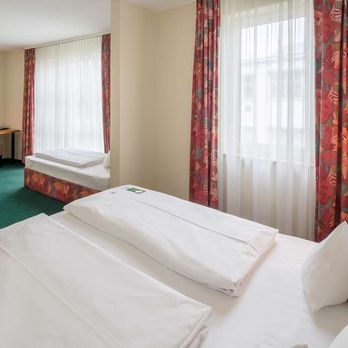 Best Western Hotel - Guest room - Hotels Near Me - Dasing, BY