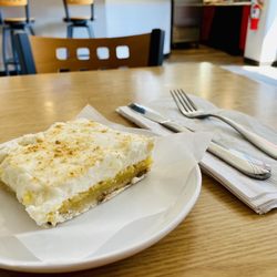Christine Marie’s Sweet Vine - Key Lime & Pecan Bar