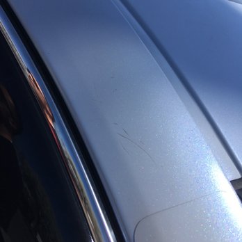 Complete Auto Glass - Coincidentally the scratches are right at the upper corner where the tech would be leaning but somehow it isn't their fault. - Auto Glass Services Near Me - Thornton, Colorado