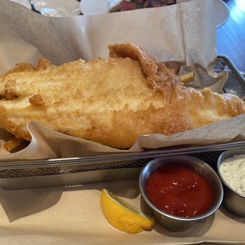 Brick & Barrel Gastropub - Fish & Chips - Whiskey Bars Near Me - Jupiter, Florida