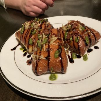 Black Barn Kitchen - Beignets - Burgers Near Me - Jacksonville, Oregon Black Barn Kitchen - Beignets - Burgers Near Me - Jacksonville, Oregon