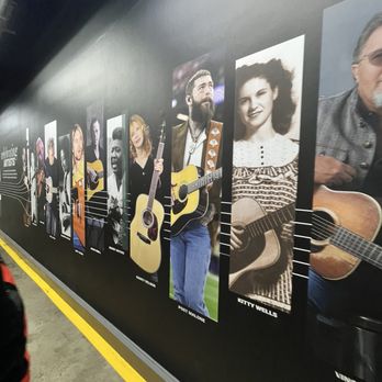 Martin Guitar - Walking Tours Near Me - Nazareth, Pennsylvania Martin Guitar - Walking Tours Near Me - Nazareth, Pennsylvania