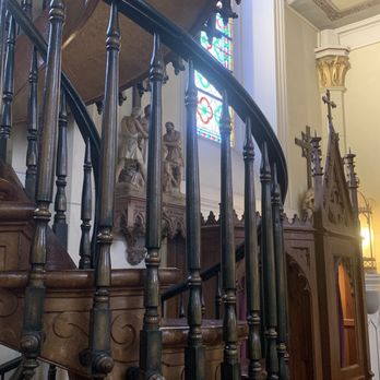 Loretto Chapel - Churches Near Me - Santa Fe, New Mexico