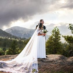 The Wedding Seamstress