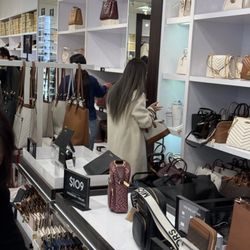Those China "buyer" sale direct in store and MK not even give a fuck