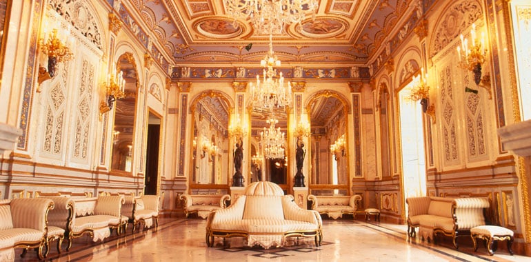 Museo Nacional de Cerámica González Martí