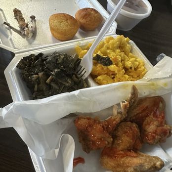 Eagles Restaurant - Chicken wings - Soul Food Near Me - Birmingham, Alabama Eagles Restaurant - Chicken wings - Soul Food Near Me - Birmingham, Alabama
