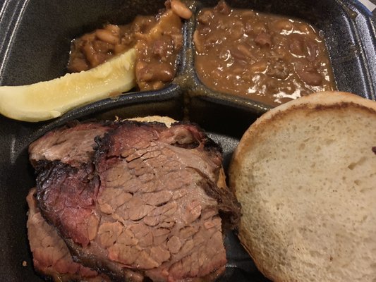 Ella’s BBQ by null