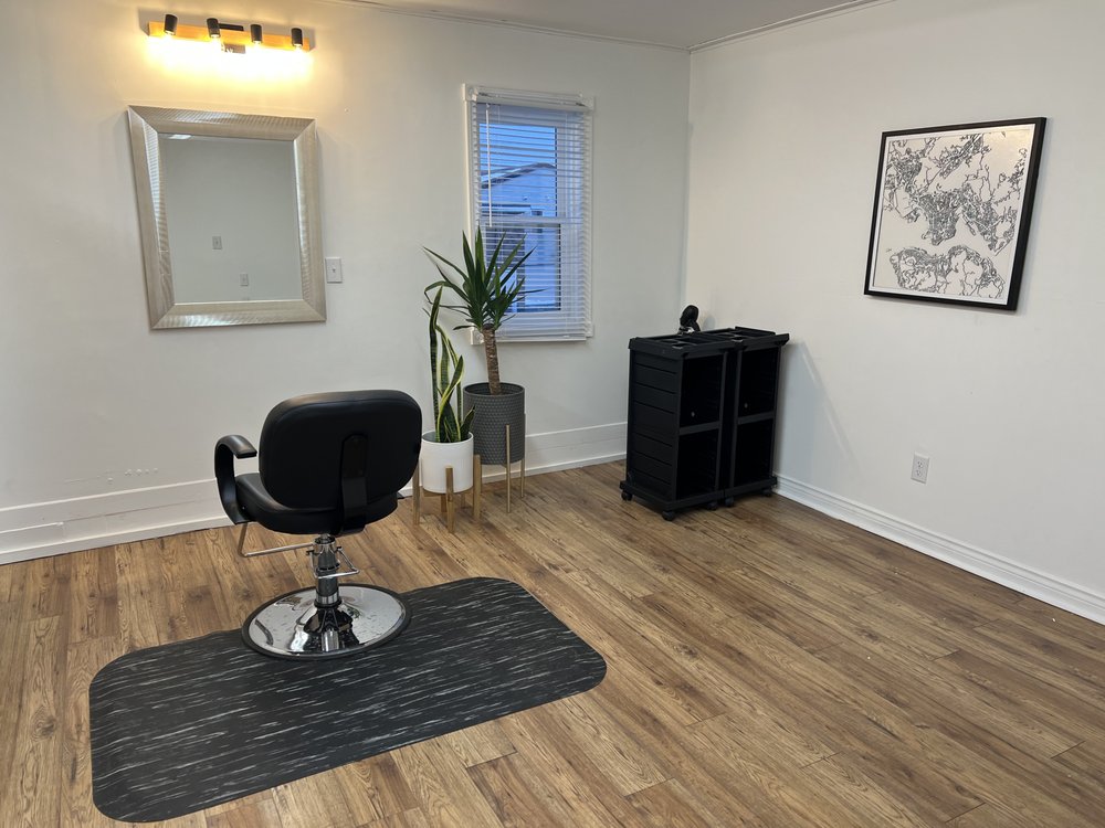 HAIR KOOL SALON Updated August 2024 362 University Avenue