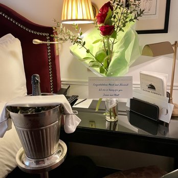 La Chambre du Marais - Special touch in the room. - Hotels Near Me - Paris, 75