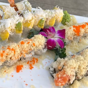 Blue Fish - Hawaiian roll, crunchy roll and dynamite roll. - Japanese Near Me - Ocean City, Maryland