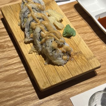 Shiroi Sushi - Sushi Bars Near Me - Glenview, Illinois Shiroi Sushi - Sushi Bars Near Me - Glenview, Illinois