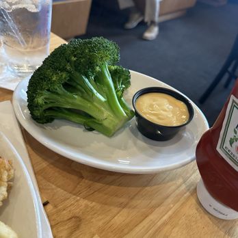 Surf Rider Birdneck - Broccoli - Seafood Near Me - Virginia Beach, Virginia