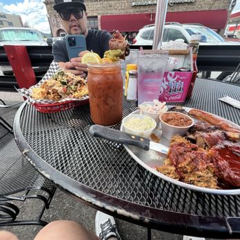 Cruiser's Cafe 66 - Cold food and no coke - American Near Me - Williams, Arizona