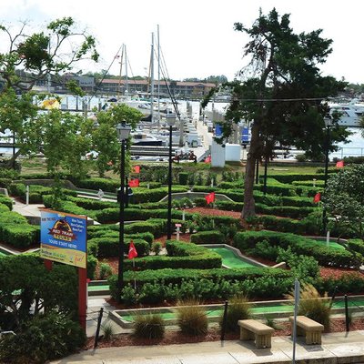 Ripley's Bayfront Mini Golf by null