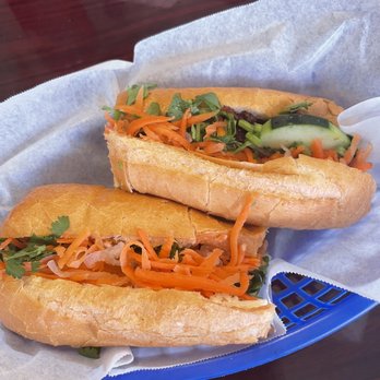 Pho Big Bowl - Banh mi (took the jalapeno slices off pre pic) - Vietnamese Near Me - Watauga, Texas Pho Big Bowl - Banh mi (took the jalapeno slices off pre pic) - Vietnamese Near Me - Watauga, Texas