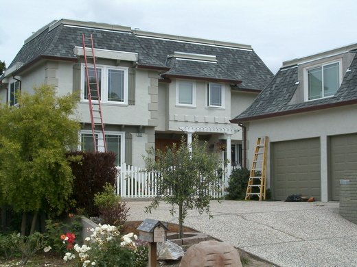 Slide of Bud Lipscomb Roofing