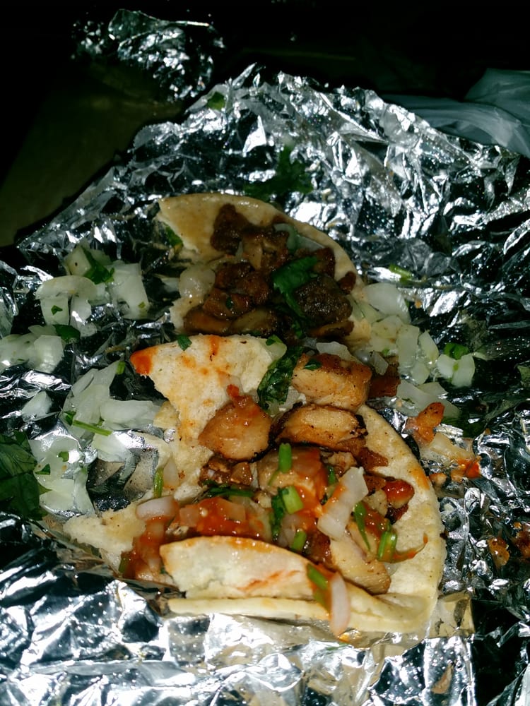 Taqueria Bryan Logo
