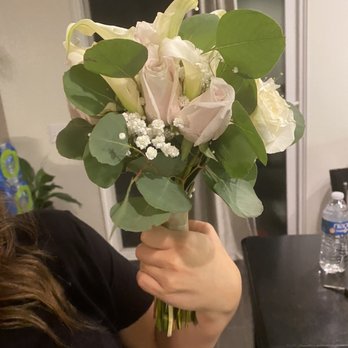 Moreno Valley Flower Box - Flowers - Florists Near Me - Moreno Valley, California Moreno Valley Flower Box - Flowers - Florists Near Me - Moreno Valley, California