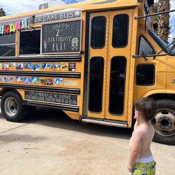 Old School Ice Cream Bus - Ice cream!!! - Food Trucks Near Me Old School Ice Cream Bus - Ice cream!!! - Food Trucks Near Me