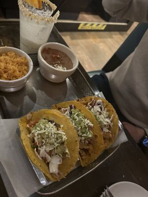 Amigo's Mexican Kitchen & Tequila Bar by null