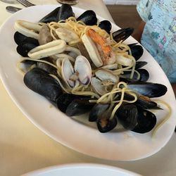 Il Posto Ristorante - Lots of seafood (don't know the actual name)