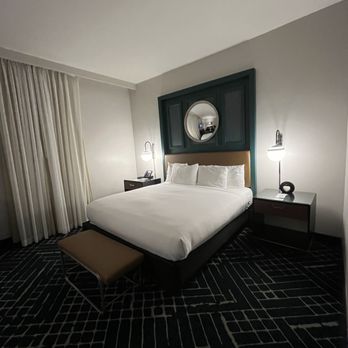Hyatt Centric - King room - Hotels Near Me - New Orleans, Louisiana Hyatt Centric - King room - Hotels Near Me - New Orleans, Louisiana