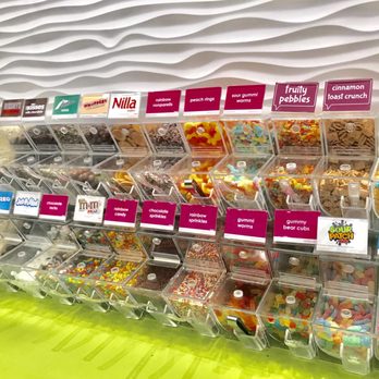 Menchie's Frozen Yogurt - Ice Cream & Frozen Yogurt Near Me - Valencia, California