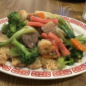 Khai Hoàn Restaurant - Vietnamese Near Me - Tempe, Arizona