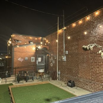 Pouring Glory - Beer Bar Near Me - Fort Worth, Texas Pouring Glory - Beer Bar Near Me - Fort Worth, Texas