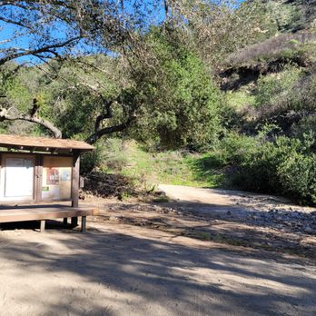 Red Rock Canyon - Hiking Near Me - Lake Forest, California Red Rock Canyon - Hiking Near Me - Lake Forest, California